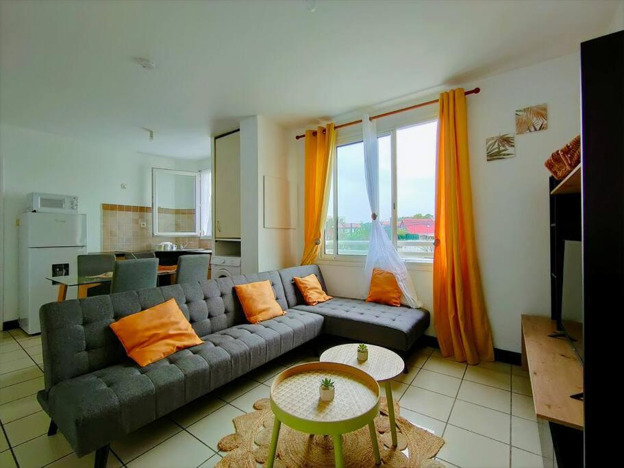 Appartement T2 - Sainte-Marie - 10 Min De L'Aeroport Экстерьер фото