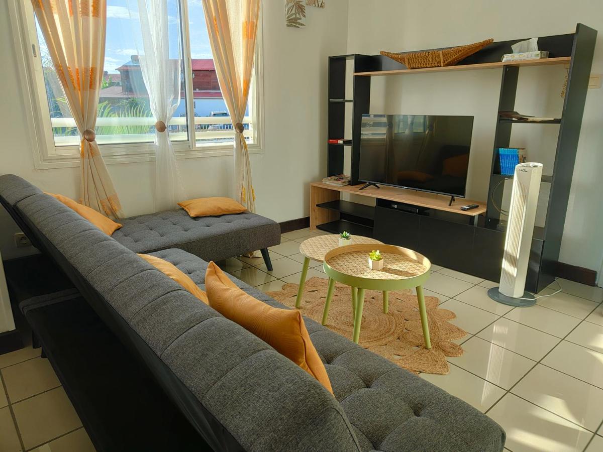 Appartement T2 - Sainte-Marie - 10 Min De L'Aeroport Экстерьер фото